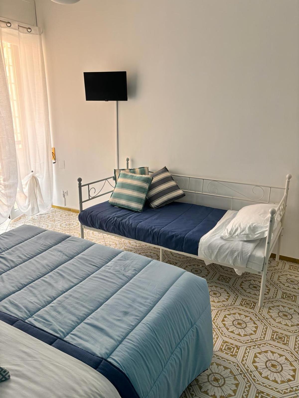 Reginella Guest House Salerno Exteriér fotografie